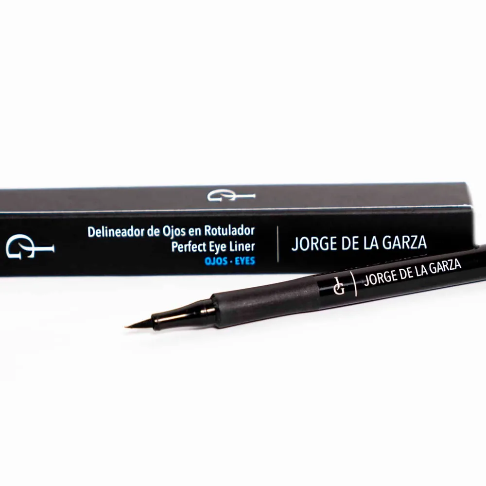 Perfect eye liner – Jorge de la Garza